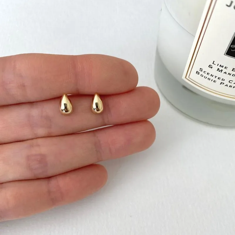 Luxurious Gemstone Stud Ear Studs