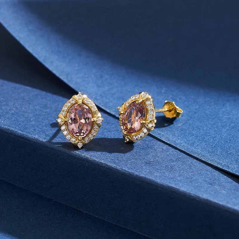 Pristine Dolphin Solitaire Pendant - Image 4