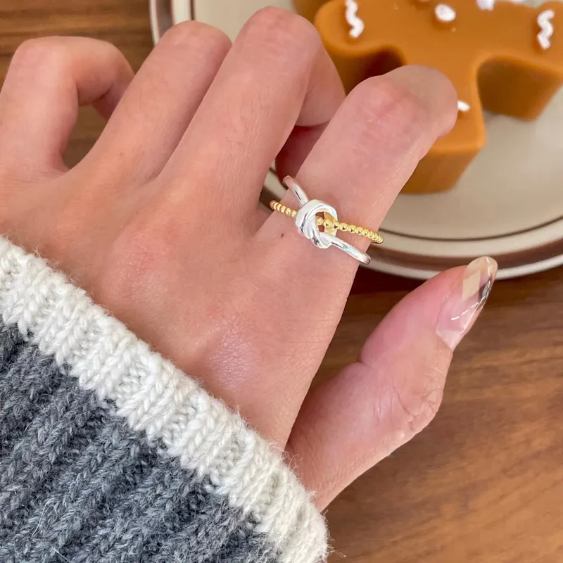 Exquisite Solitaire Ring - Image 3