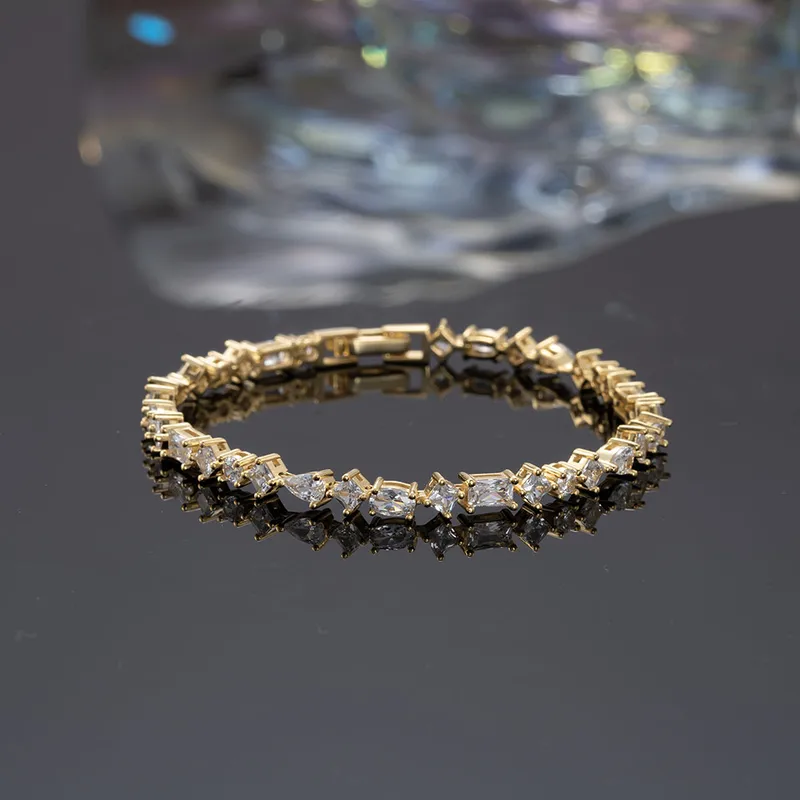 Sophisticated Pearl Chain Bracelet - Image 4