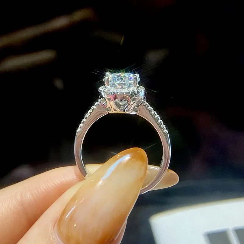 Brilliant Certified Diamond Band Ring - Image 2