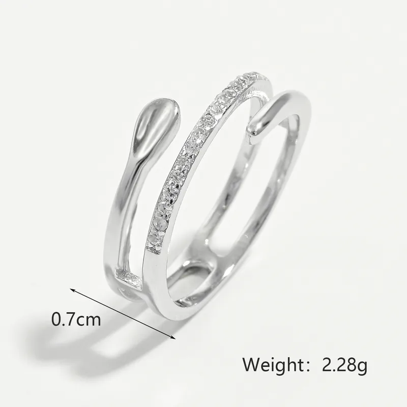 Classic Stackable Band Ring - Image 4