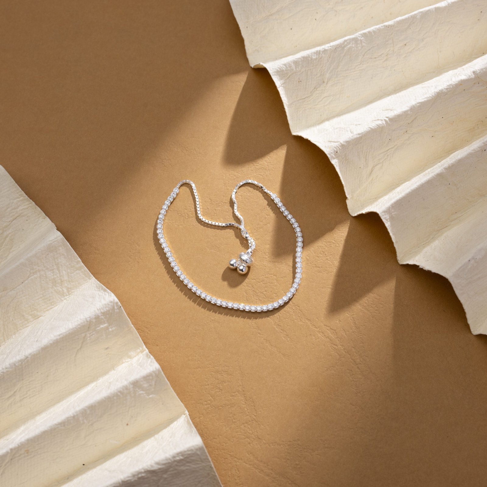 Luxurious Beaded Link Bracelet - Image 6