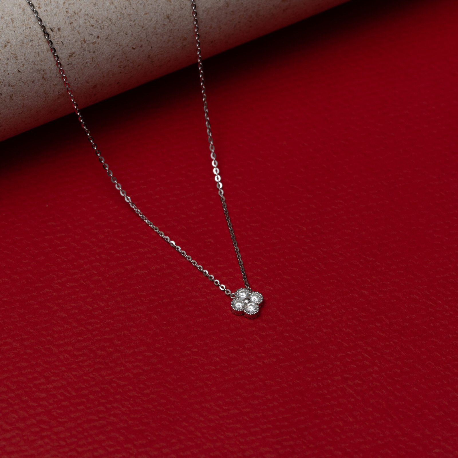 Elegant Star Pendant - Image 2
