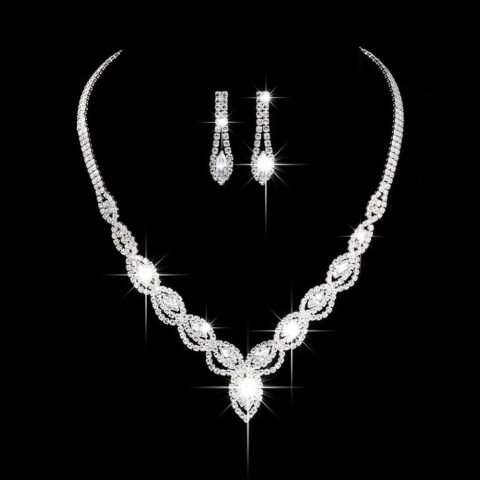 Classical Flower Gemstones Necklace — Buy online India at Divine Aura Jewels