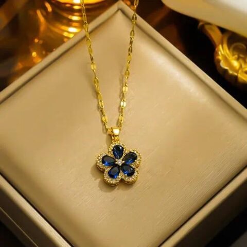 Four Leaf Clover Bear Flower Shell Zircon Bracelets Earrings Necklace — Buy online India at Divine Aura Jewels