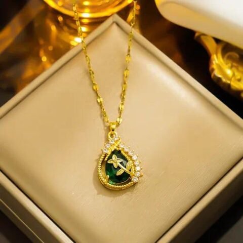 Four Leaf Clover Bear Flower Shell Zircon Bracelets Earrings Necklace — Buy online India at Divine Aura Jewels