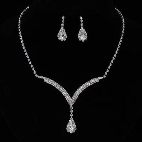 Earrings + Necklace Luxurious Bridal Maximalism Geometric Rhinestone Tassel Women's Jewelry set - TL142 | Fashion jewellery | Divine Aura Jewels