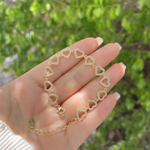 18K Heart Shape Zircon Bracelets — Buy online India at Divine Aura Jewels